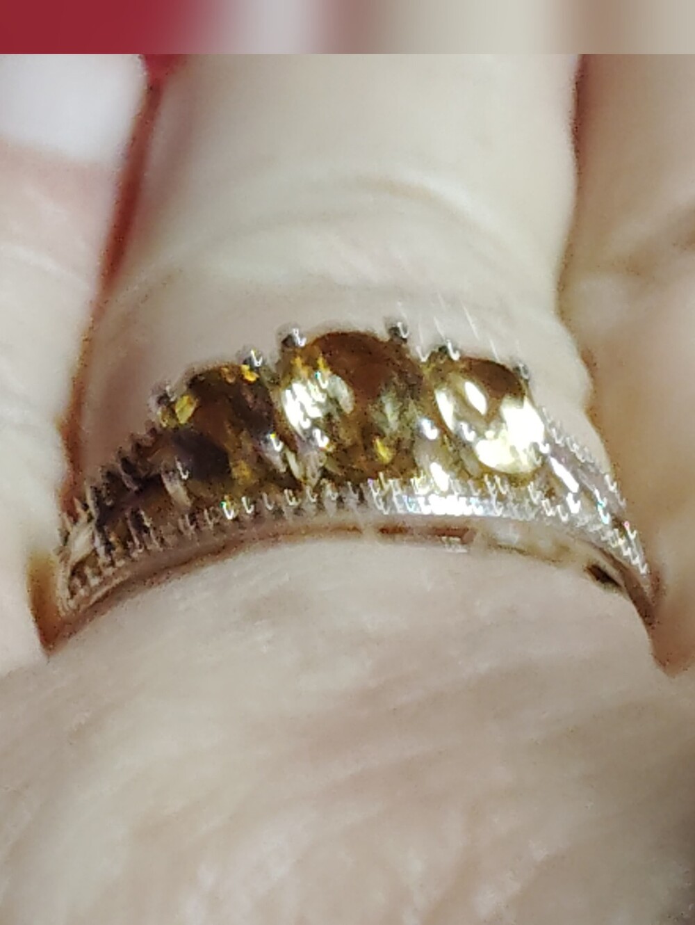 $-💯-FINAL PRICE-💯$ CANARY YELLOW CITRINE RING. -FREE SHIPPING- SIZE 9